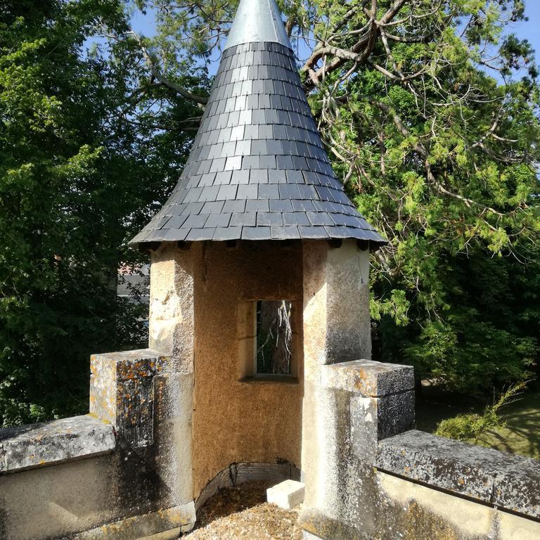 Chateau St.Gaultier Saint-Gaultier ภายนอก รูปภาพ